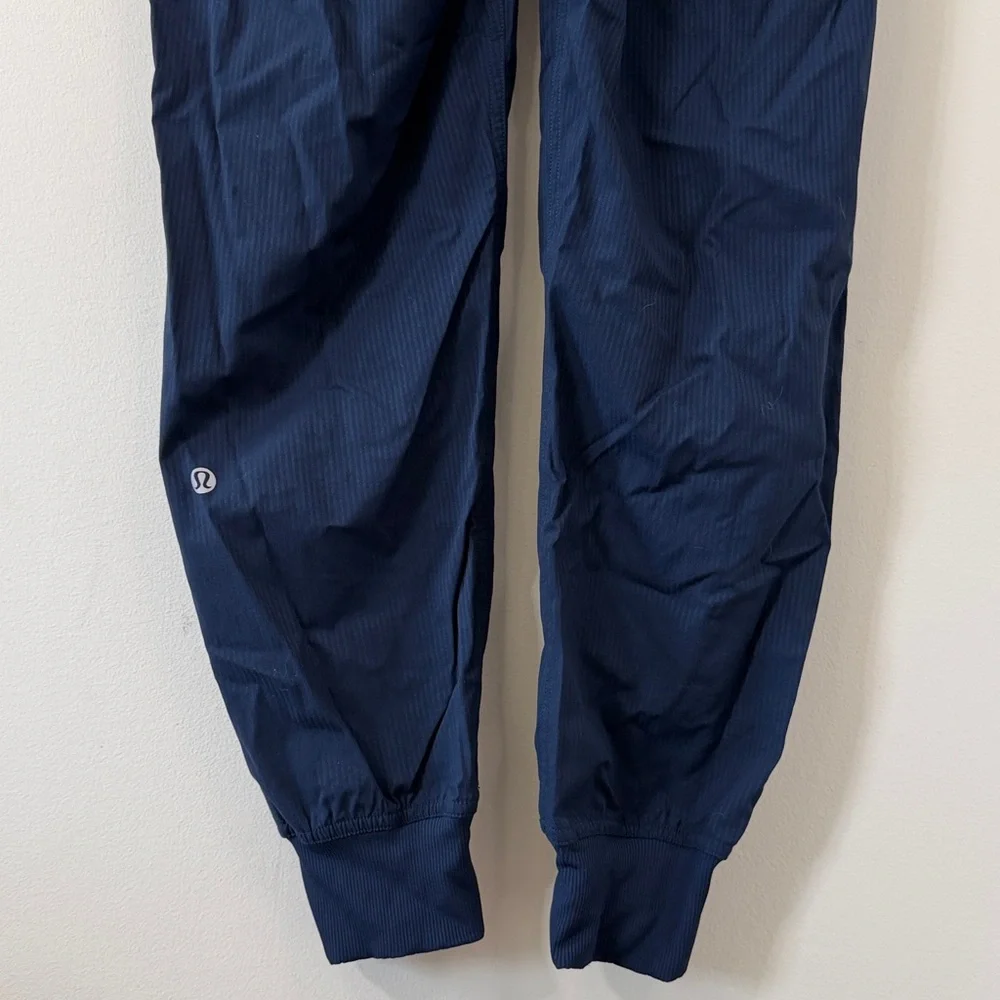 Lululemon Dance Studio Mid-Rise Jogger Full Length True Navy Size 6 - Picture 8 of 9
